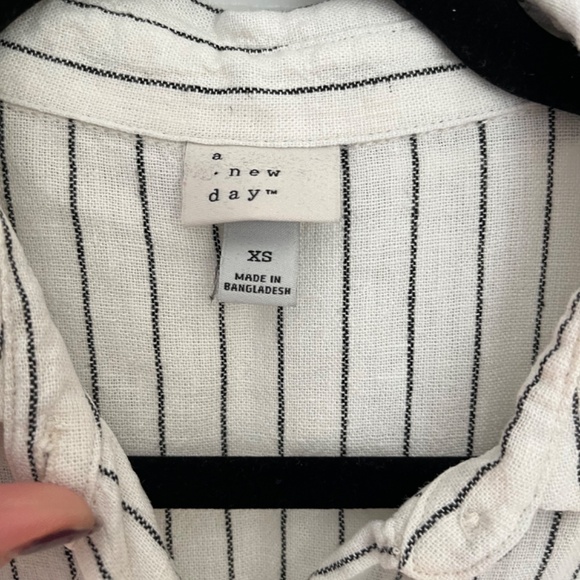 A New Day Striped Linen Dress - Picture 3 of 4